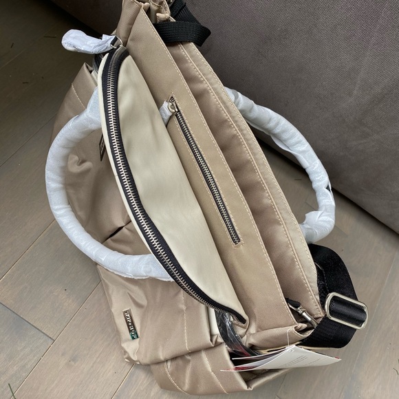 NWT skip Hop diaper bag - Picture 2 of 9